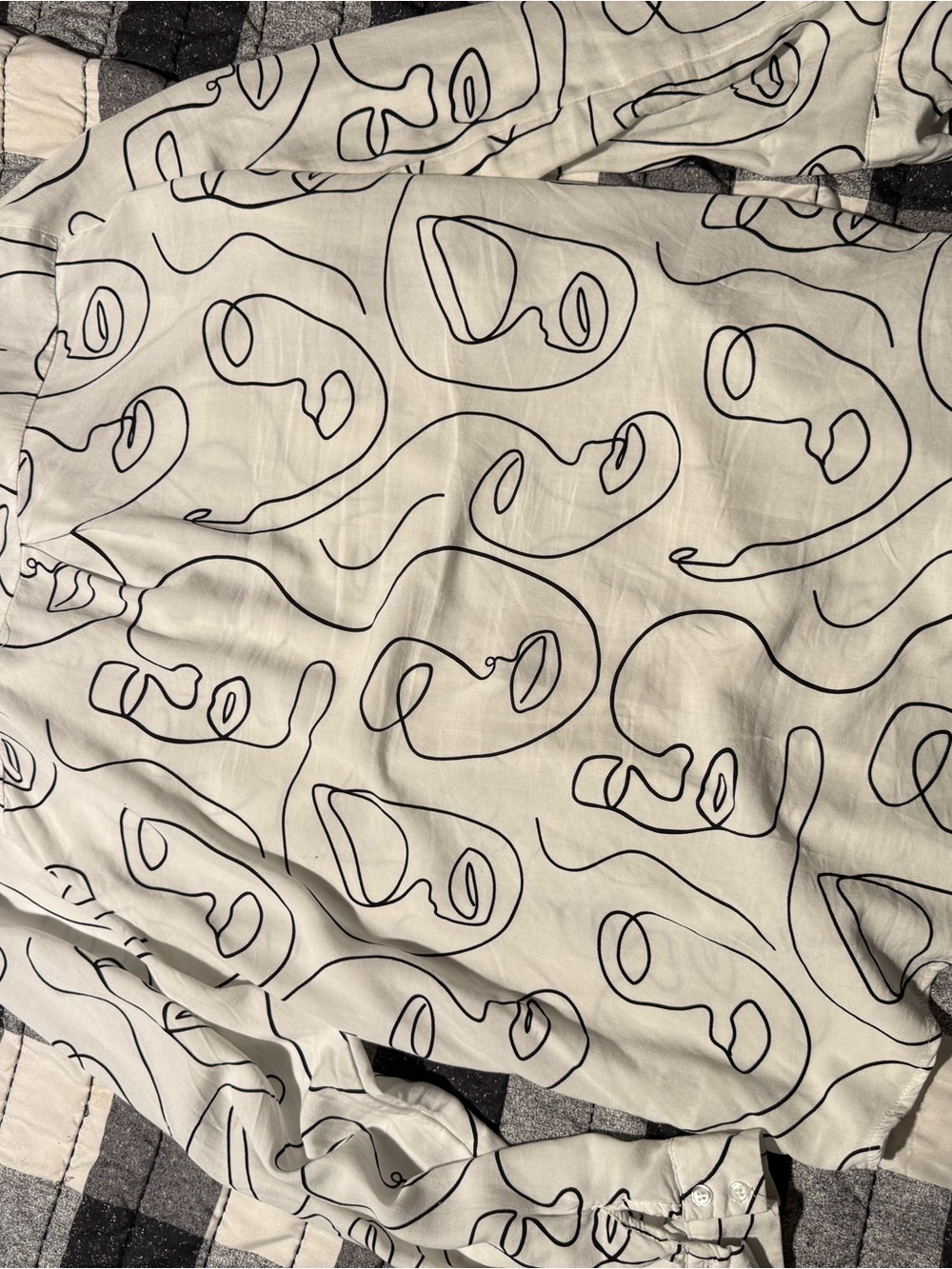 Abstract Blouse - Picture 2 of 3